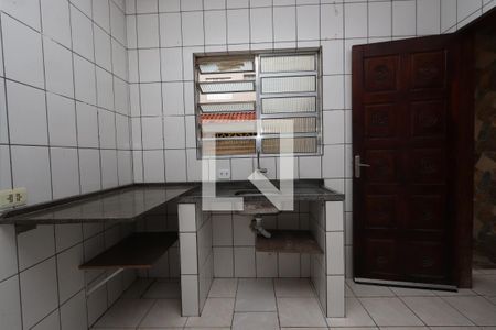 Sala/Cozinha de casa para alugar com 2 quartos, 50m² em Vila Industrial, São Paulo