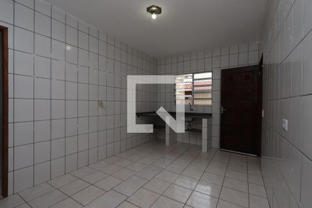 Sala/Cozinha de casa para alugar com 2 quartos, 50m² em Vila Industrial, São Paulo