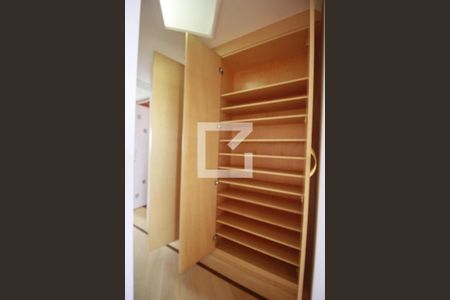 Apartamento à venda com 222m², 4 quartos e 3 vagasArmario quarto 3