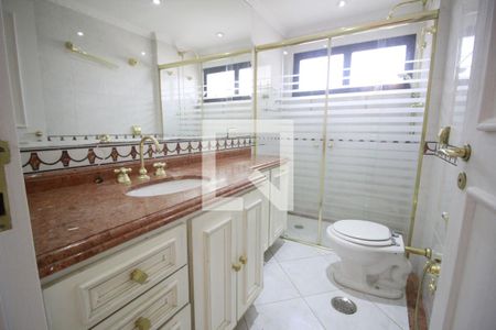 Apartamento à venda com 222m², 4 quartos e 3 vagasBanheiro Social