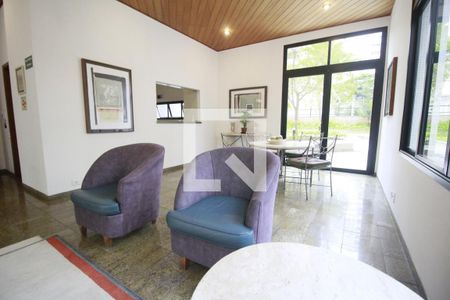 Apartamento à venda com 222m², 4 quartos e 3 vagasÁrea comum - Salão de festas