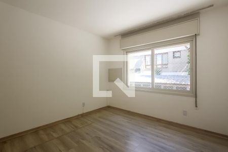 Quarto 1 de apartamento para alugar com 2 quartos, 88m² em Santa Cecília, Porto Alegre