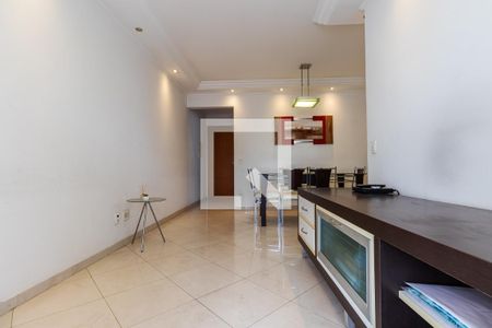 Sala de apartamento à venda com 2 quartos, 67m² em Vila Azevedo, São Paulo