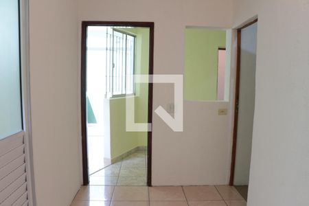 Sala/Quarto de casa para alugar com 3 quartos, 74m² em Vila Esperança, São Paulo
