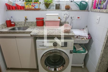 Apartamento para alugar com 121m², 3 quartos e 1 vagaÁrea de Serviço