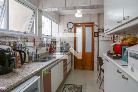 Apartamento para alugar com 121m², 3 quartos e 1 vagaCozinha