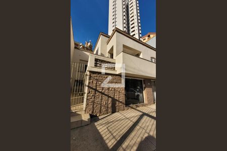 Casa à venda com 167m², 15 quartos e 4 vagasFachada