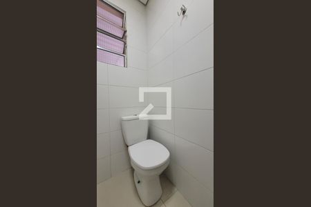 Casa à venda com 167m², 15 quartos e 4 vagasBanheiro 2