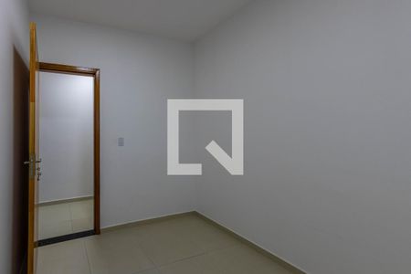 Quarto 1  de apartamento para alugar com 2 quartos, 42m² em Vila Ema, São Paulo
