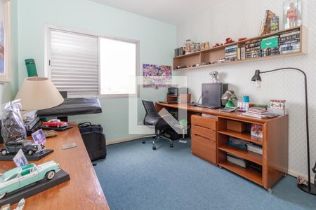 Apartamento à venda com 130m², 3 quartos e 2 vagasQuarto 2