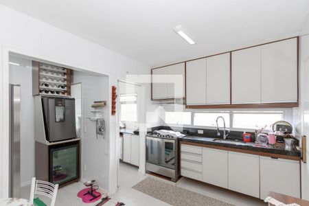 Apartamento à venda com 130m², 3 quartos e 2 vagasCozinha