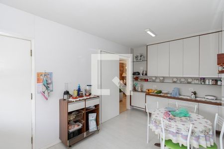 Apartamento à venda com 130m², 3 quartos e 2 vagasCozinha