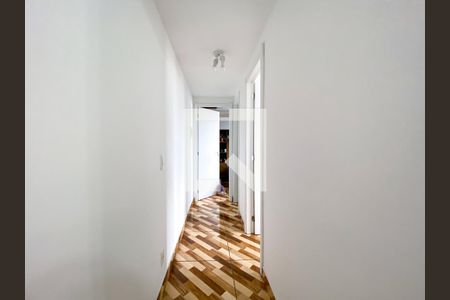 Corredor  de apartamento para alugar com 2 quartos, 42m² em Jardim Celeste, São Paulo