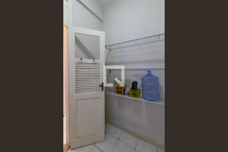 Apartamento para alugar com 80m², 2 quartos e 1 vagaDetalhe do quarto de serviço