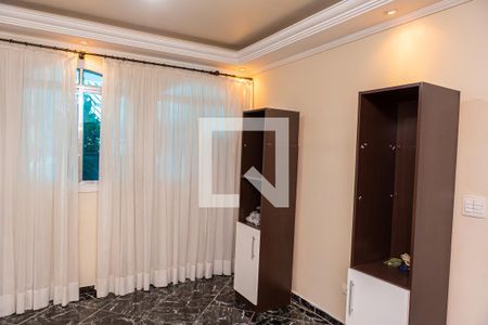 Casa para alugar com 150m², 2 quartos e 2 vagas Casa para alugar com 150m², 2 quartos e 2 vagasSala