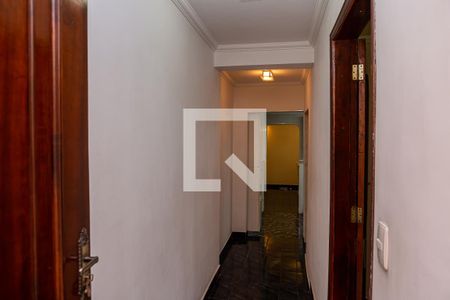 Casa para alugar com 150m², 2 quartos e 2 vagas Casa para alugar com 150m², 2 quartos e 2 vagascorredor