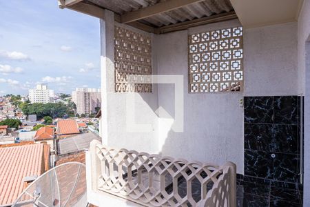 Casa para alugar com 150m², 2 quartos e 2 vagas Casa para alugar com 150m², 2 quartos e 2 vagasVaranda do Quarto 2