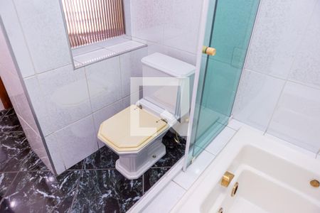 Casa para alugar com 150m², 2 quartos e 2 vagas Casa para alugar com 150m², 2 quartos e 2 vagasbanheiro do Quarto 2