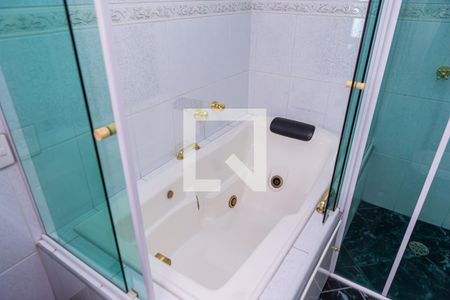 Casa para alugar com 150m², 2 quartos e 2 vagas Casa para alugar com 150m², 2 quartos e 2 vagasbanheiro do Quarto 2