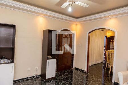 Casa para alugar com 150m², 2 quartos e 2 vagas Casa para alugar com 150m², 2 quartos e 2 vagasSala