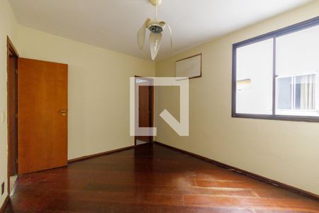 Apartamento à venda com 219m², 4 quartos e 2 vagas Apartamento à venda com 219m², 4 quartos e 2 vagasSuíte 3