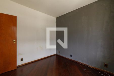 Apartamento à venda com 219m², 4 quartos e 2 vagas Apartamento à venda com 219m², 4 quartos e 2 vagasQuarto