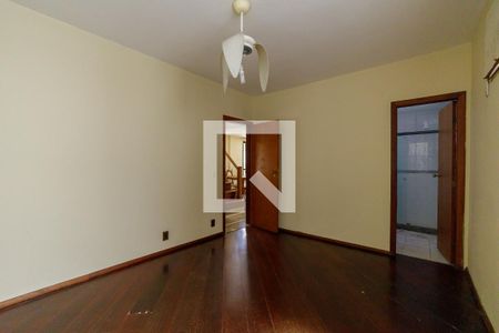 Apartamento à venda com 219m², 4 quartos e 2 vagas Apartamento à venda com 219m², 4 quartos e 2 vagasSuíte 3