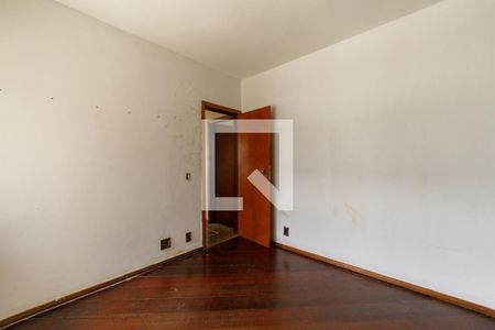 Apartamento à venda com 219m², 4 quartos e 2 vagas Apartamento à venda com 219m², 4 quartos e 2 vagasQuarto