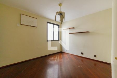 Apartamento à venda com 219m², 4 quartos e 2 vagas Apartamento à venda com 219m², 4 quartos e 2 vagasSuíte 3