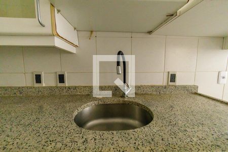 Apartamento à venda com 219m², 4 quartos e 2 vagas Apartamento à venda com 219m², 4 quartos e 2 vagasCozinha