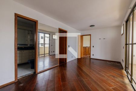Apartamento à venda com 219m², 4 quartos e 2 vagas Apartamento à venda com 219m², 4 quartos e 2 vagasSuíte 1