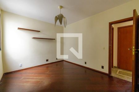 Apartamento à venda com 219m², 4 quartos e 2 vagas Apartamento à venda com 219m², 4 quartos e 2 vagasSuíte 3