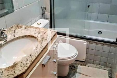 Banheiro de apartamento para alugar com 2 quartos, 76m² em Belvedere, Belo Horizonte