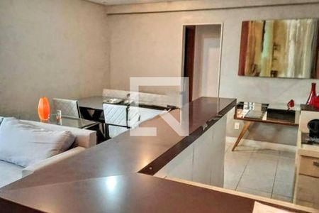 Sala  de apartamento para alugar com 2 quartos, 76m² em Belvedere, Belo Horizonte