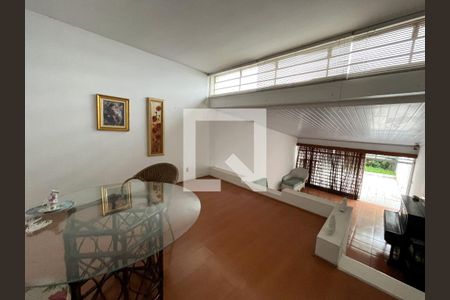 Sala de casa para alugar com 3 quartos, 172m² em Campo Belo, São Paulo