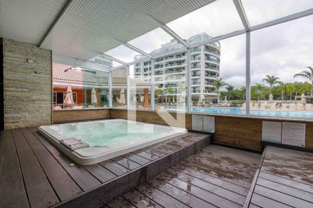 Apartamento à venda com 93m², 2 quartos e 2 vagas Apartamento à venda com 93m², 2 quartos e 2 vagasÁrea Comum Hidromassagem