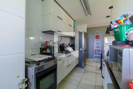 Apartamento à venda com 93m², 2 quartos e 2 vagas Apartamento à venda com 93m², 2 quartos e 2 vagasCozinha