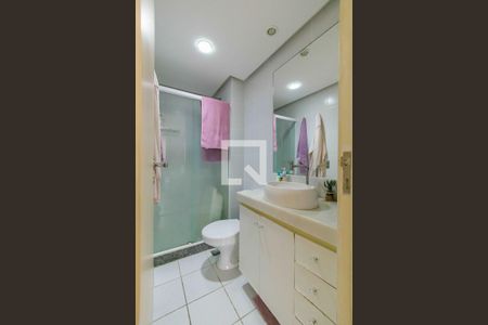 Apartamento à venda com 93m², 2 quartos e 2 vagas Apartamento à venda com 93m², 2 quartos e 2 vagasBanheiro Social