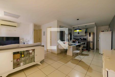 Sala de apartamento à venda com 2 quartos, 93m² em Recreio dos Bandeirantes, Rio de Janeiro