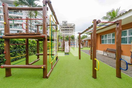 Apartamento à venda com 93m², 2 quartos e 2 vagas Apartamento à venda com 93m², 2 quartos e 2 vagasÁrea Comum Playground