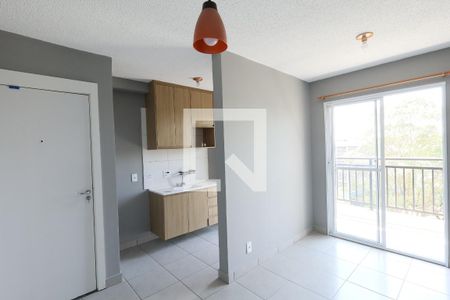 Sala/Cozinha de apartamento para alugar com 2 quartos, 40m² em Usina Piratininga, São Paulo