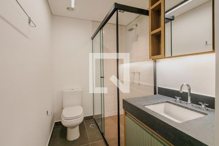 Banheiro de apartamento para alugar com 1 quarto, 30m² em Pinheiros, São Paulo