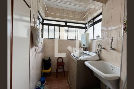 Apartamento à venda com 80m², 3 quartos e 1 vagaÁrea de Serviço