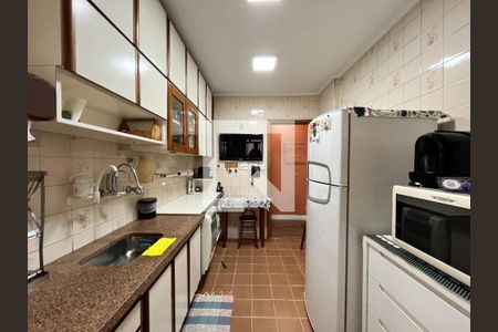 Apartamento à venda com 80m², 3 quartos e 1 vagaCozinha