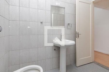 Casa para alugar com 117m², 2 quartos e 1 vaga Casa para alugar com 117m², 2 quartos e 1 vagaBanheiro