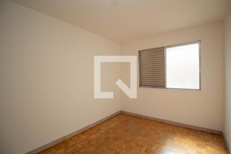 Quarto 2 de apartamento para alugar com 3 quartos, 65m² em Vila Albertina, São Paulo