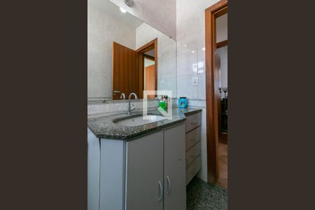 Apartamento à venda com 150m², 4 quartos e 2 vagasBanheiro Social