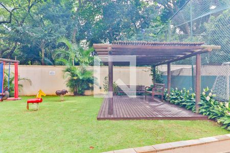 Apartamento para alugar com 100m², 3 quartos e 2 vagasÁrea comum - Playground
