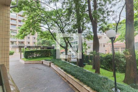 Apartamento para alugar com 100m², 3 quartos e 2 vagasCondomínio