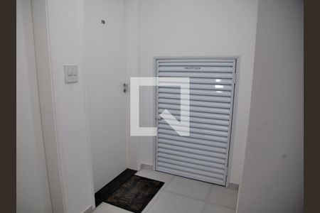 Entrada de apartamento para alugar com 2 quartos, 58m² em Jardim Anny, Guarulhos